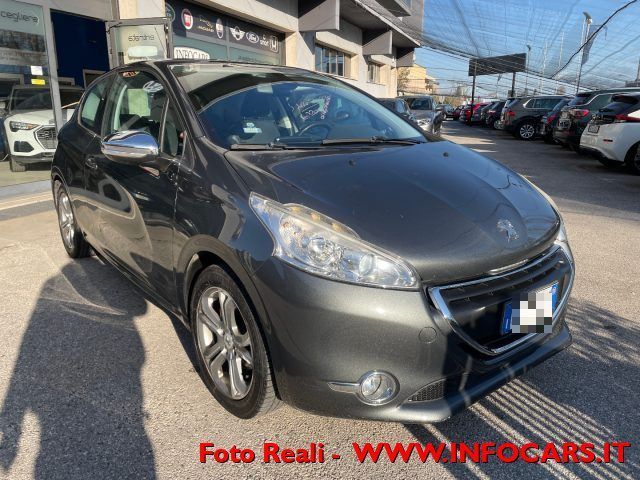 Peugeot PEUGEOT 208 1.2 VTi 82 CV 3 porte Allure OK NEOP