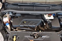 FORD S-MAX Vignale 2.0 TDCi~Allrad~Automatik~AHK~LED