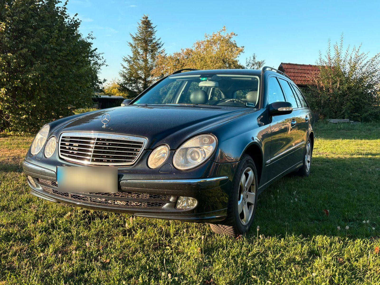 Mercedes-Benz E 320