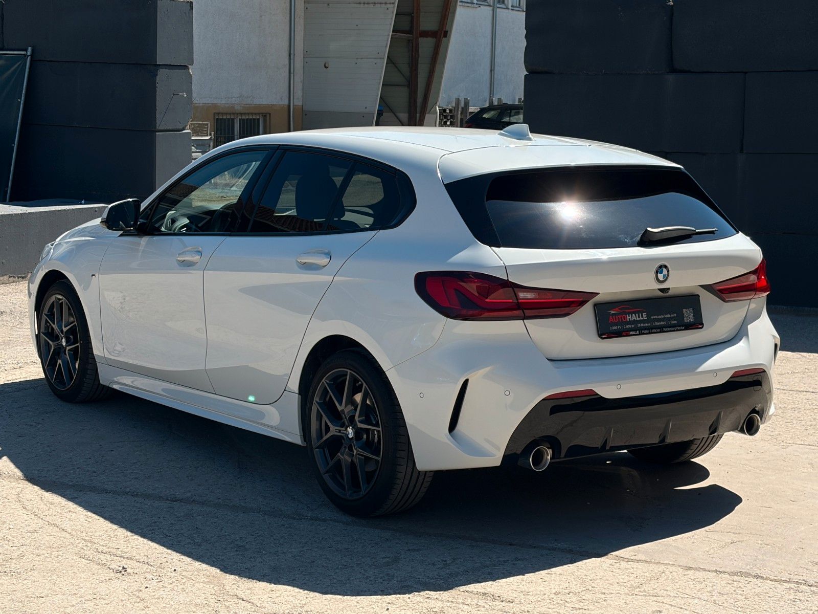 Fahrzeugabbildung BMW 120i M Sport 2-Z Klima H&K KZG ACC LEDER CAM LHZ