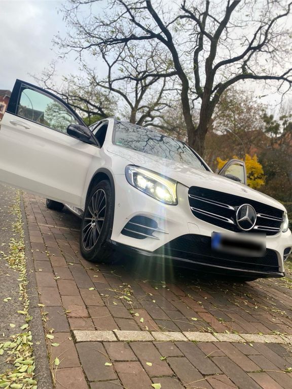 Image of Mercedes-Benz GLC 350