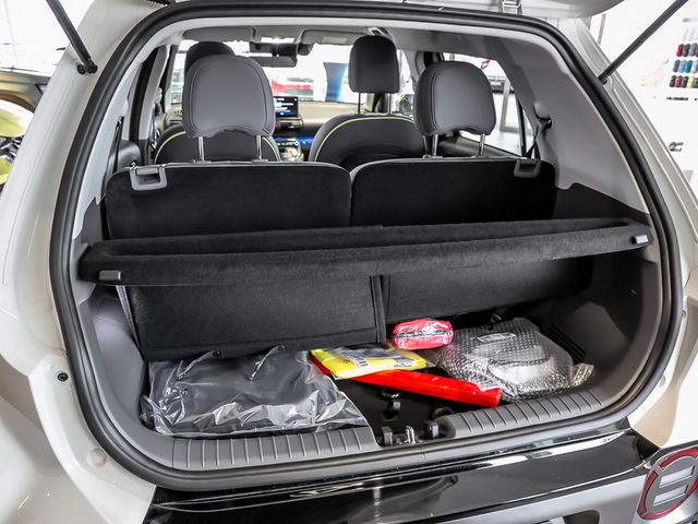 Hyundai Inster Elektro FWD Cross Digitales Cockpit Navi