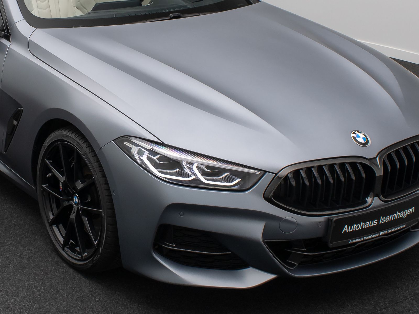 Fahrzeugabbildung BMW 840d xD Cabrio Individual B&W SoftClos HUD VOLL