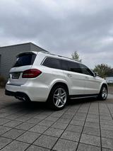 Mercedes-Benz GLS 63 AMG Massage 7-Sitzer  - weiße Mercedes-Benz GLS 63