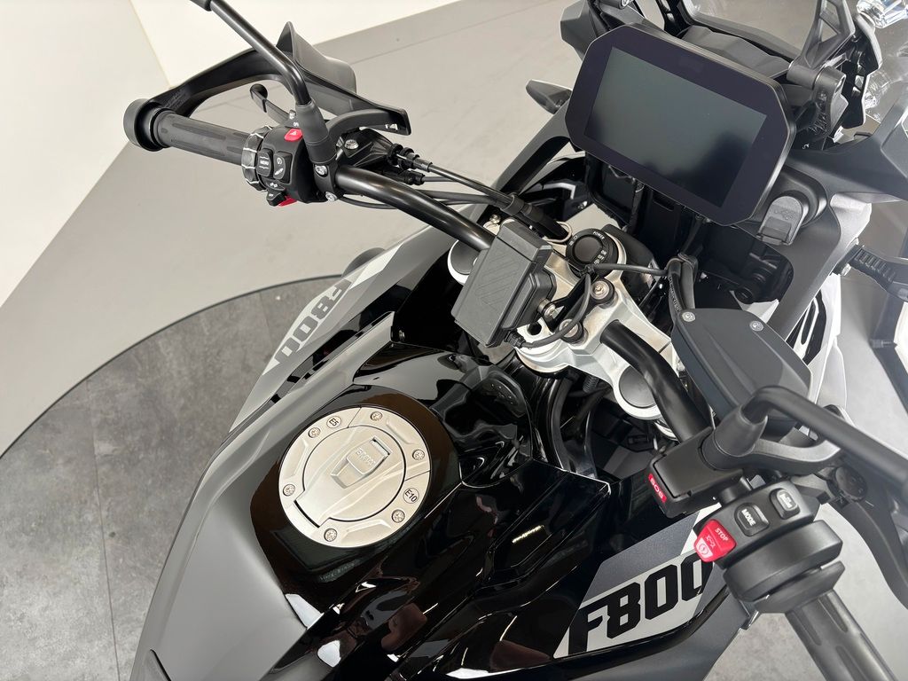 Fahrzeugabbildung BMW F 800 GS *3 PAKETE *TRIPLE BLACK