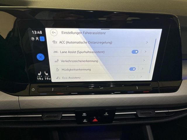Golf VIII Variant 1.0 TSI Life Bluetooth Navi