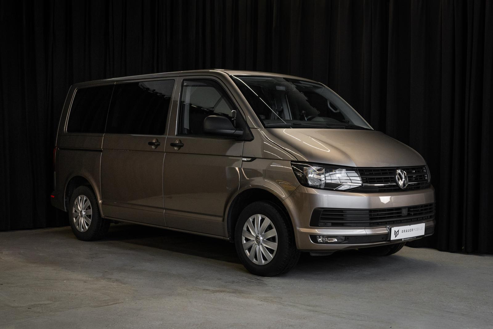 Volkswagen T6 Multivan DSG Camper/Standhei./ ACC/ AHK 