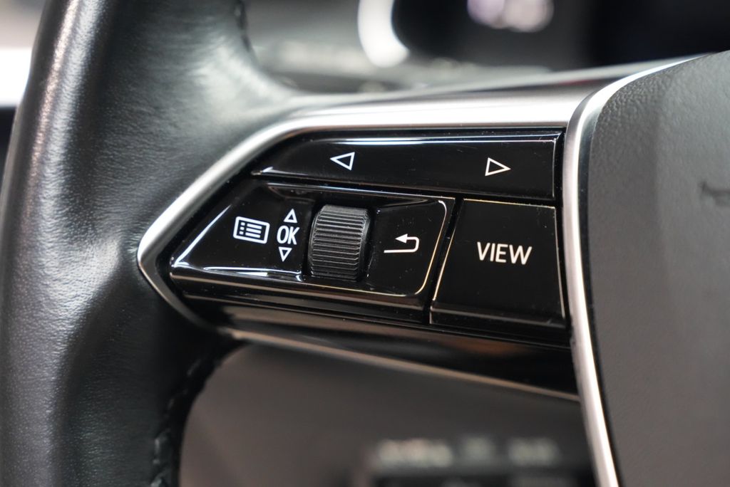 AUDI A6 Avant 45 TDI quattro*360*MATRIX*AHK*ACC*LUFT* AUDI A6 Avant 45 TDI quattro*360*MATRIX*AHK*ACC*LUFT*