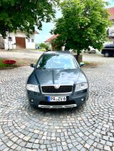 Skoda Octavia 2.0 TDI Scout 4x4, AHK, Navi, DAB - Skoda Octavia aus 2008: Scout