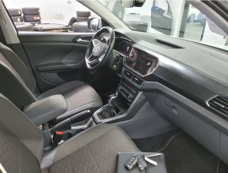 Fahrzeugabbildung Volkswagen T-Cross 10 Style DSG R-LINE VIRTUAL NAVI ACC 18'