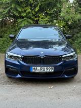 BMW 540i xDrive Pre Lci M-Paket - blaue BMW 540