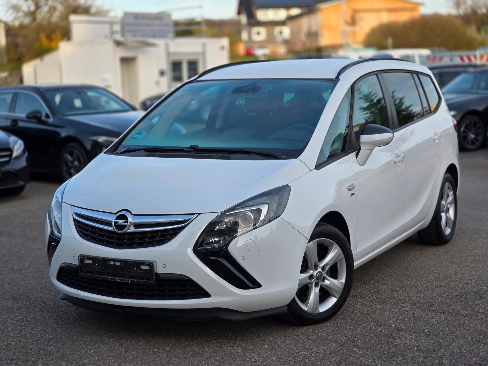 Opel Zafira C Tourer Active*AUT*NAVI*XENON*ALU*