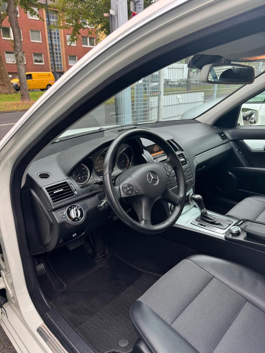 Mercedes-Benz C180 2005 — photo 8