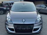 Renault Scenic III BOSE Edition*LEDER*KLIMA*NAVI*SHZ* - Renault Scenic aus 2011: Bose