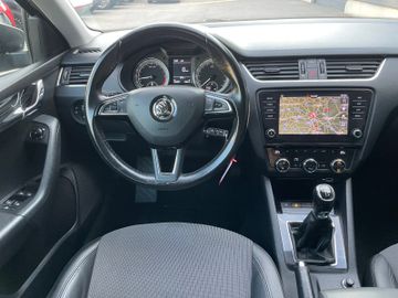 Skoda Octavia - 2