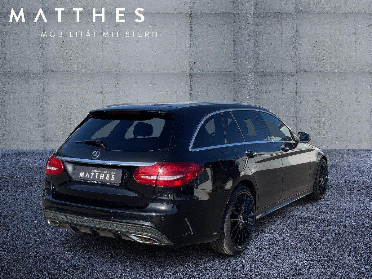 Fahrzeugabbildung Mercedes-Benz C 300 T-Modell AMG/LED/Distronic/Kamera