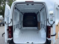 Fahrzeugabbildung Master IV Kasten L2H2 BLUE dCi 150 AHK+270+Toter