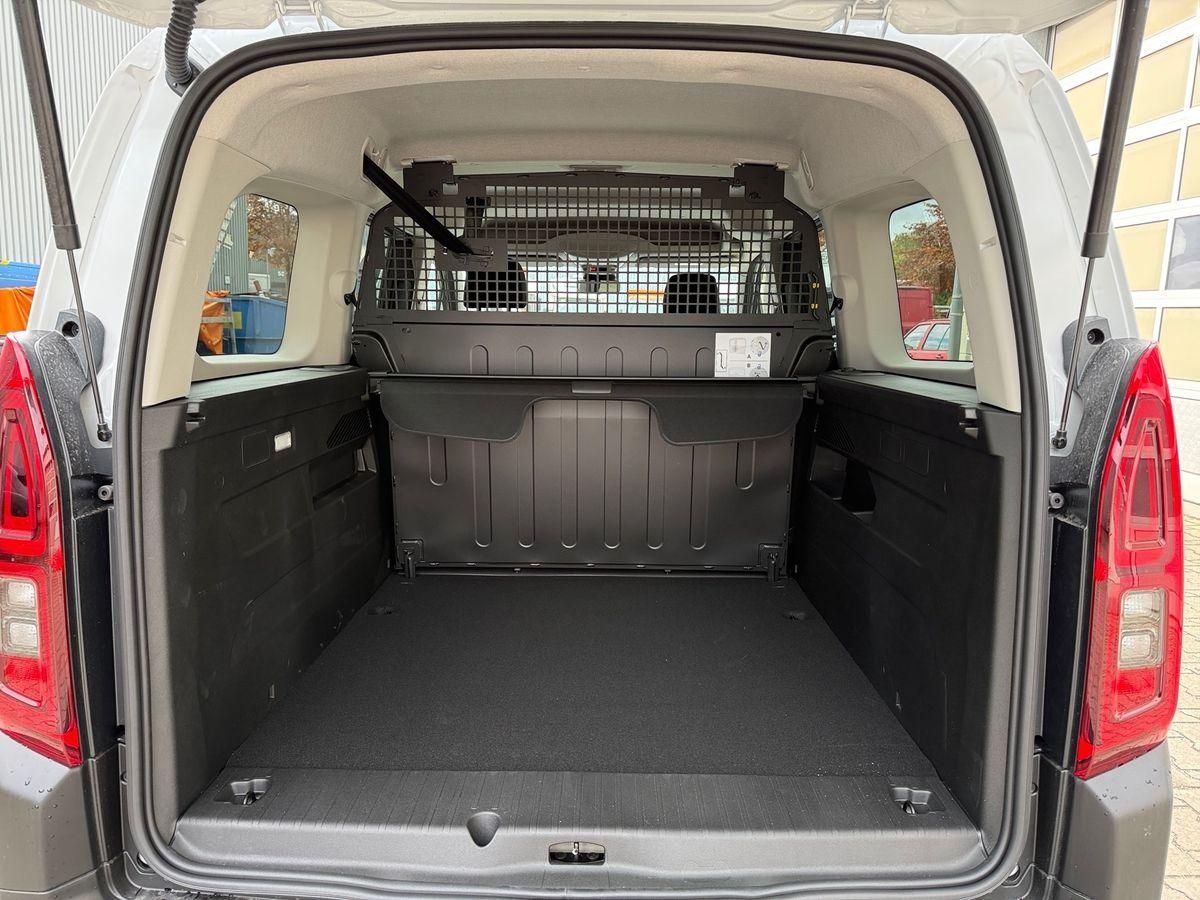 Fahrzeugabbildung Fiat Doblo L2 Kombi 102 MT6