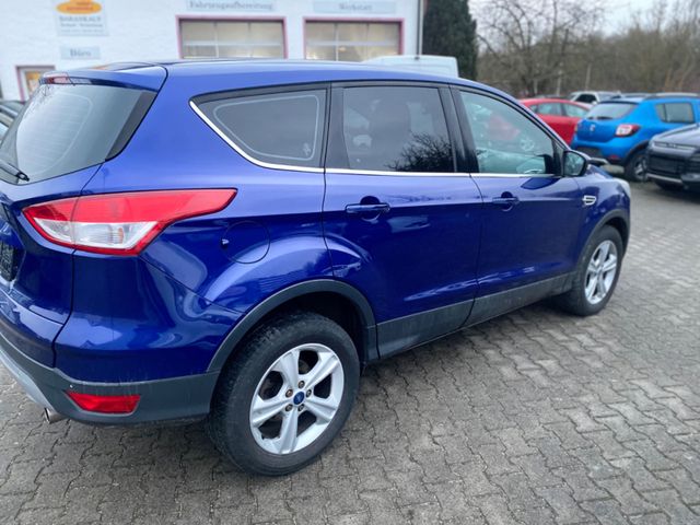 Ford Kuga Titanium/TÜV NEU/Klimaauto./Navi/