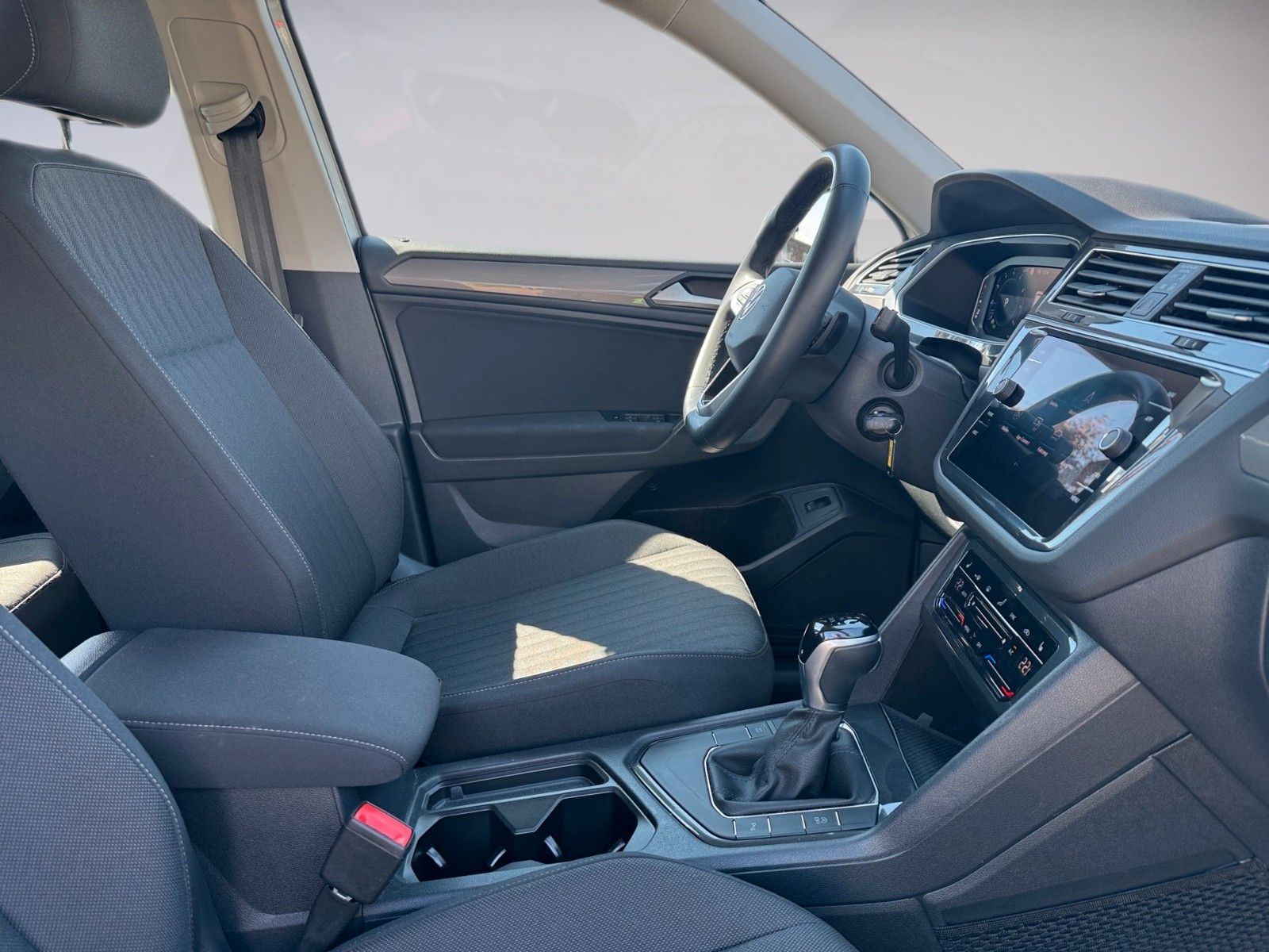 Fahrzeugabbildung Volkswagen Tiguan Allspace Life 1.5 TSI