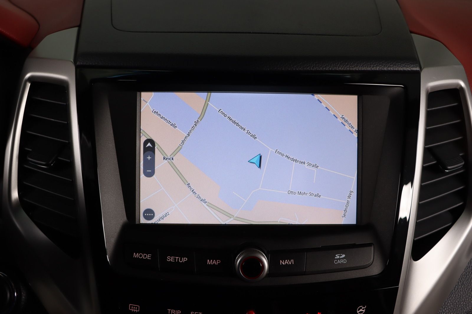 Fahrzeugabbildung Andere Ssangyong Tivoli * Leder * Navi * SHZ* e-XGi 160