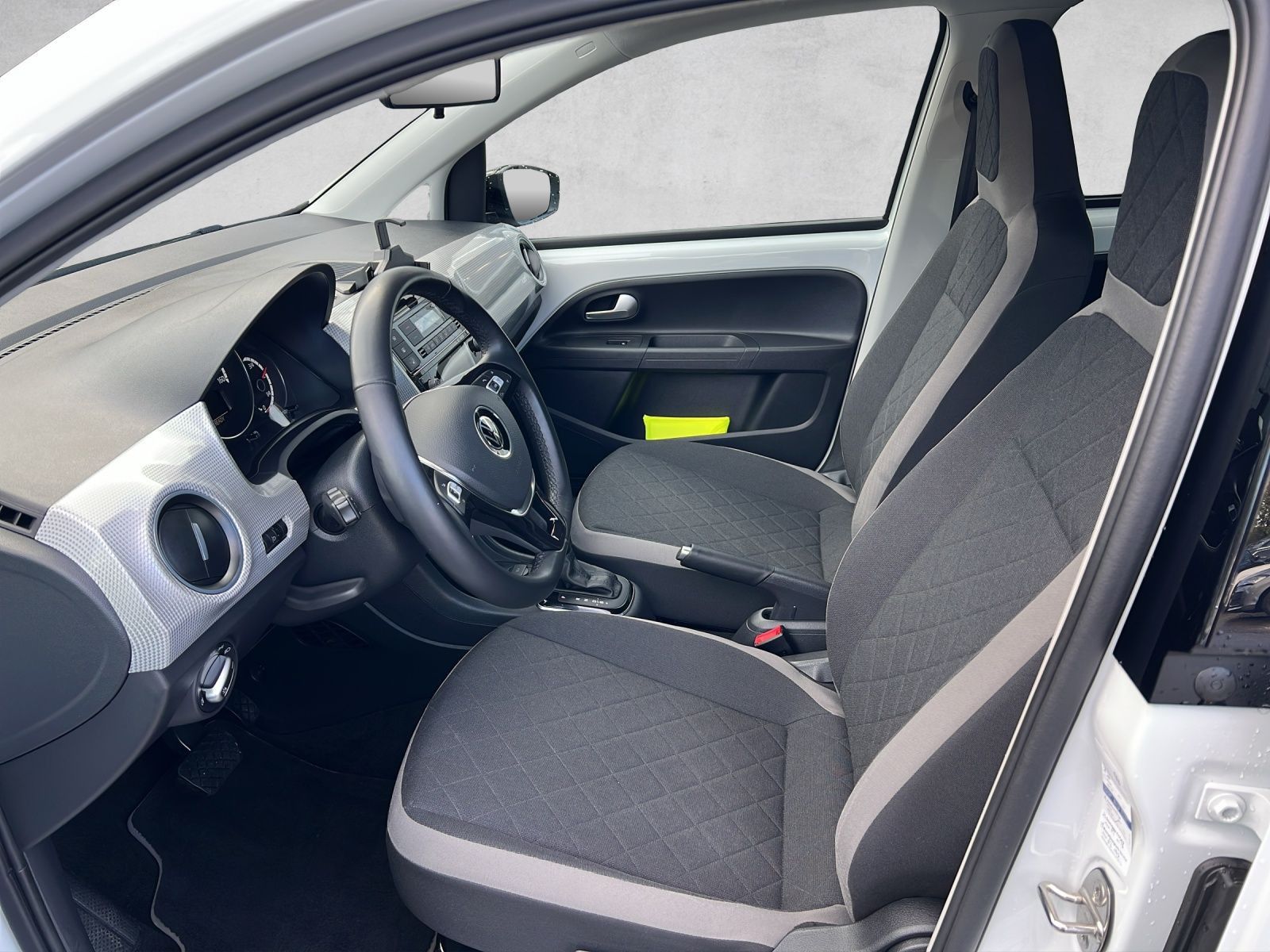 e-up! "Style"  61 kW (83 PS) 1-Gang-Automatik