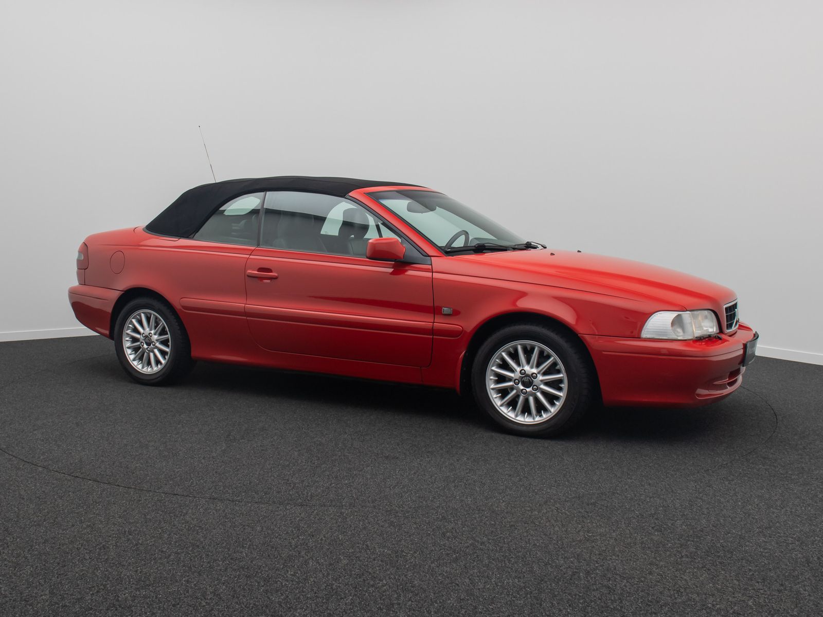 Fahrzeugabbildung Volvo C70 2.0T Cabriolet Lordos HiFi Tempomat Sportsit