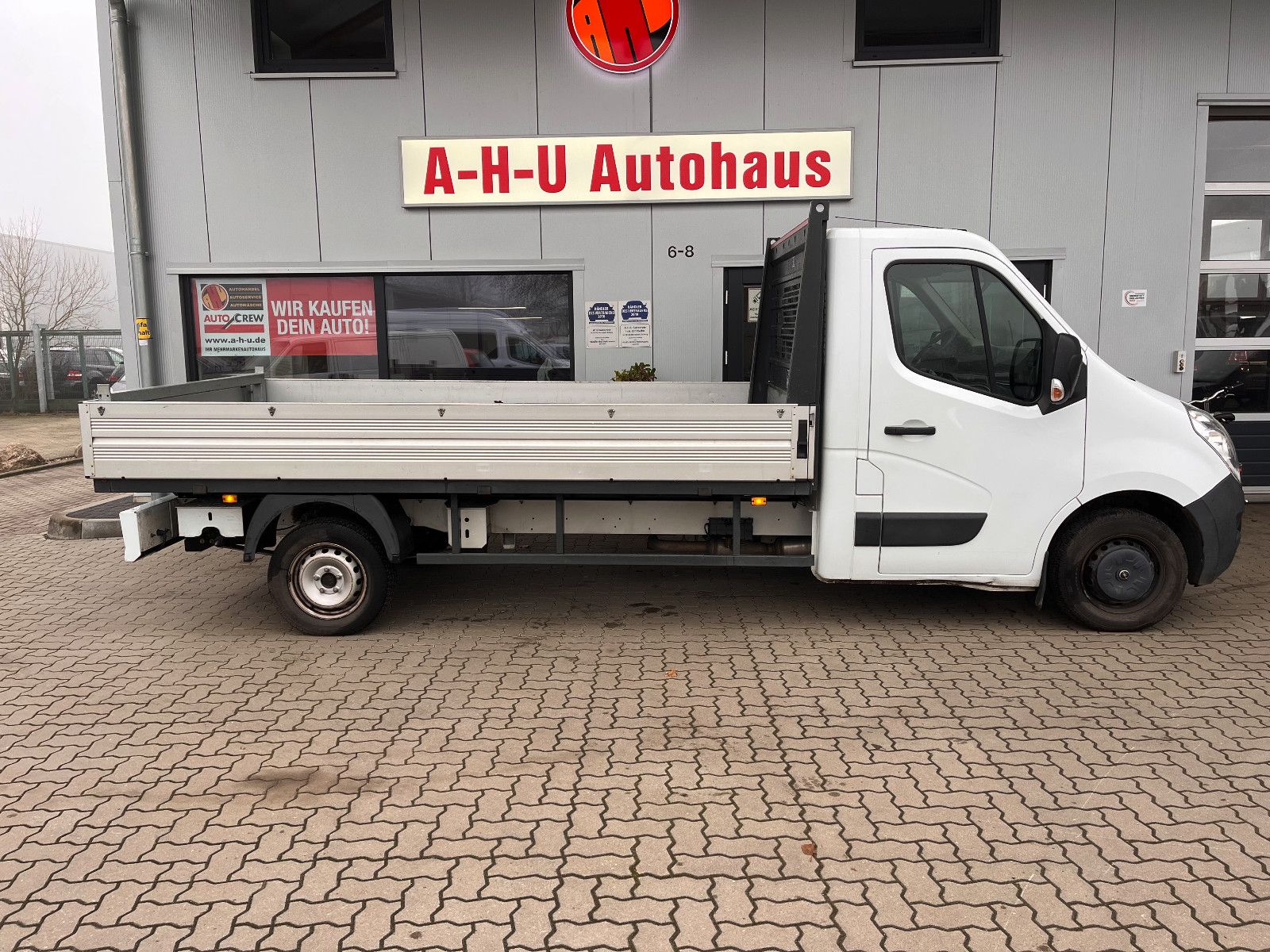 Fahrzeugabbildung Opel Movano B Pritsche L3H1 FWD
