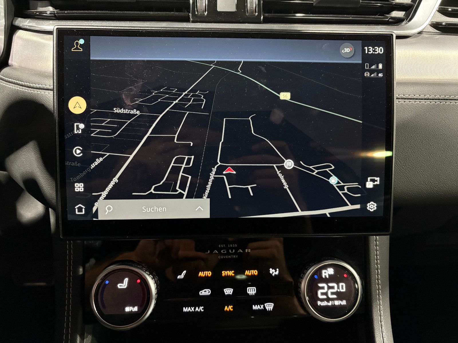 Fahrzeugabbildung Jaguar F-PACE R-Dynamic SE AWD/D300/PANO/APPLE/MEMORY/