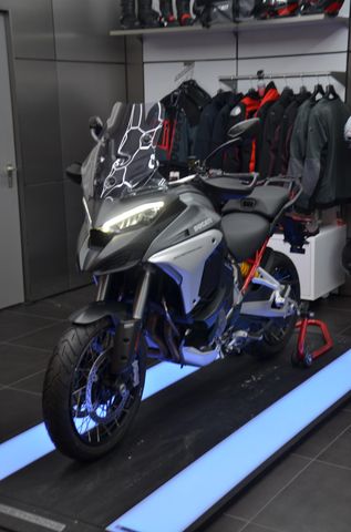 Ducati Multistrada V 4 S  Radar mit Speichenfelgen