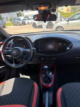 Toyota Aygo X Pulse 1,0 5-Türig Schaltwagen Topfahrzeug - Toyota Aygo (X) in Freiburg