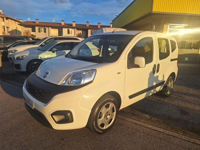 Fiat FIAT Qubo 1.4 8V 77 CV Lounge N°FR144