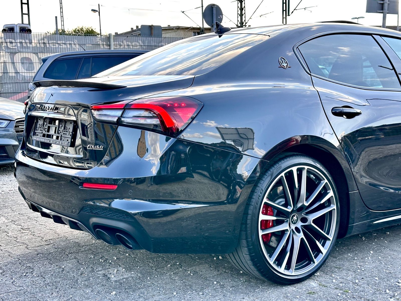 Fahrzeugabbildung Maserati GHIBLI TROFEO *VOLL+CARBON+U.V.M...!