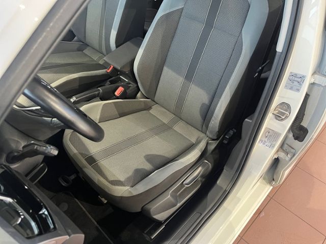 Fahrzeugabbildung Volkswagen Polo 1.0 TSI HIGHLINE NAV LED GJR