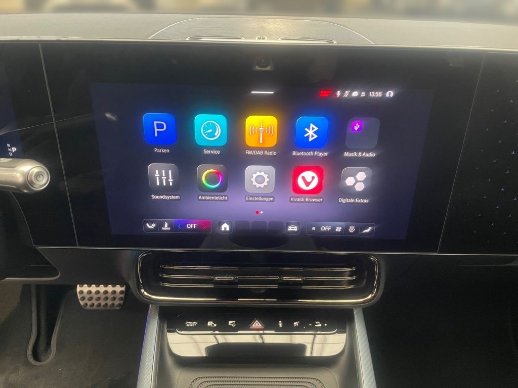 Fahrzeugabbildung Mercedes-Benz CLA 180 ++AMG-LINE+AHK+MULTIBEAM+WINTER-PAKET++