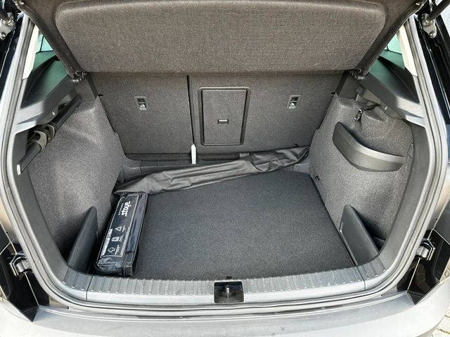 Karoq Clever LED;KESSY;ALARM;CARPLAY