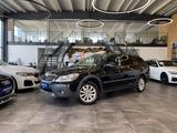 Skoda Octavia Combi Scout 4X4 *TÜV Neu*Xenon* - Skoda Octavia aus 2012 mit Diesel-Antrieb: Kombi