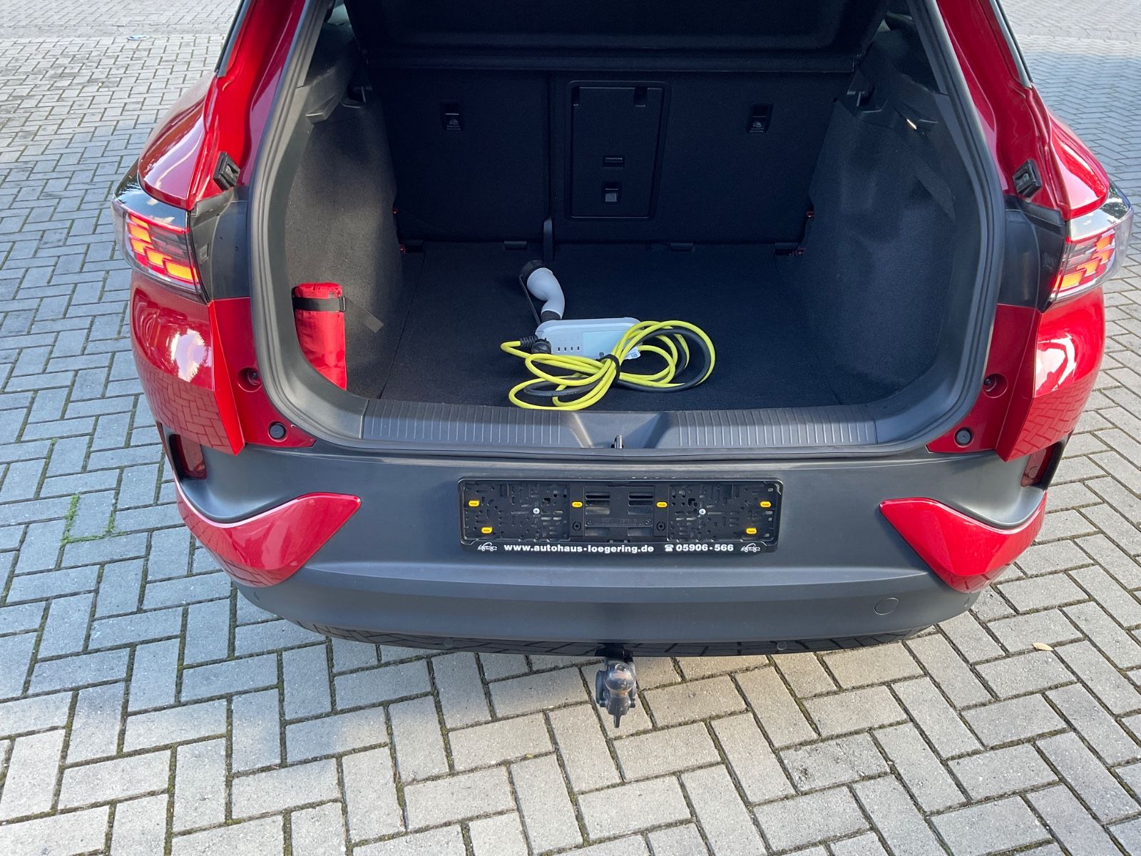 Fahrzeugabbildung Volkswagen ID.4 GTX 82 kWh 4M,Panorama,AHK,Navi,Kamera