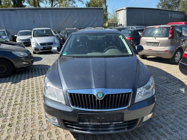 Skoda Octavia Combi Ambiente 1.9 TDI*PDC*KlimaA*Temp*