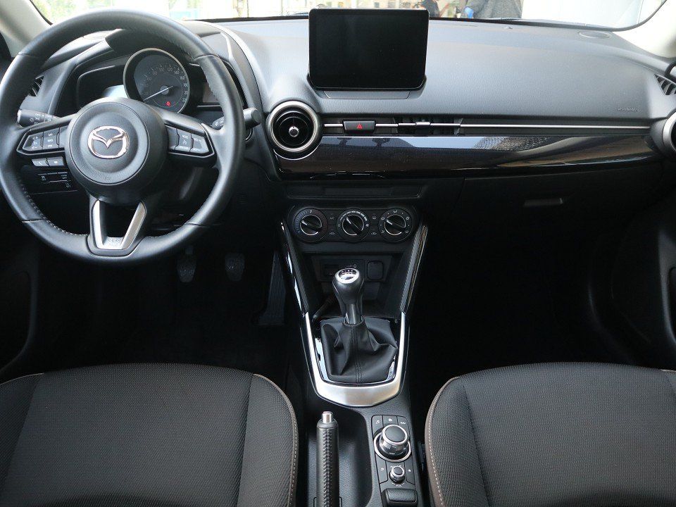 Fahrzeugabbildung Mazda 2 M-Hybrid Center-Line G-90 KLIMA ACAA LED DAB+