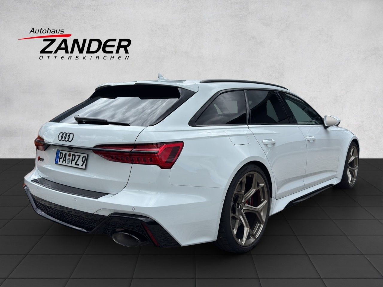 Fahrzeugabbildung Audi RS6 Avant performance - Bang & Olufsen Advanced