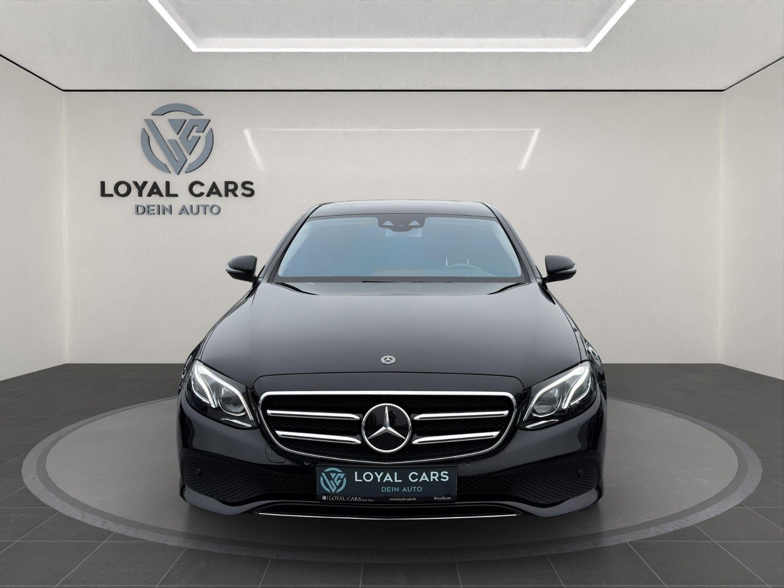 Mercedes-Benz E 350 d Lim*Widescreen*Dist+*Mbeam*KAMERA*AHK* foto 2