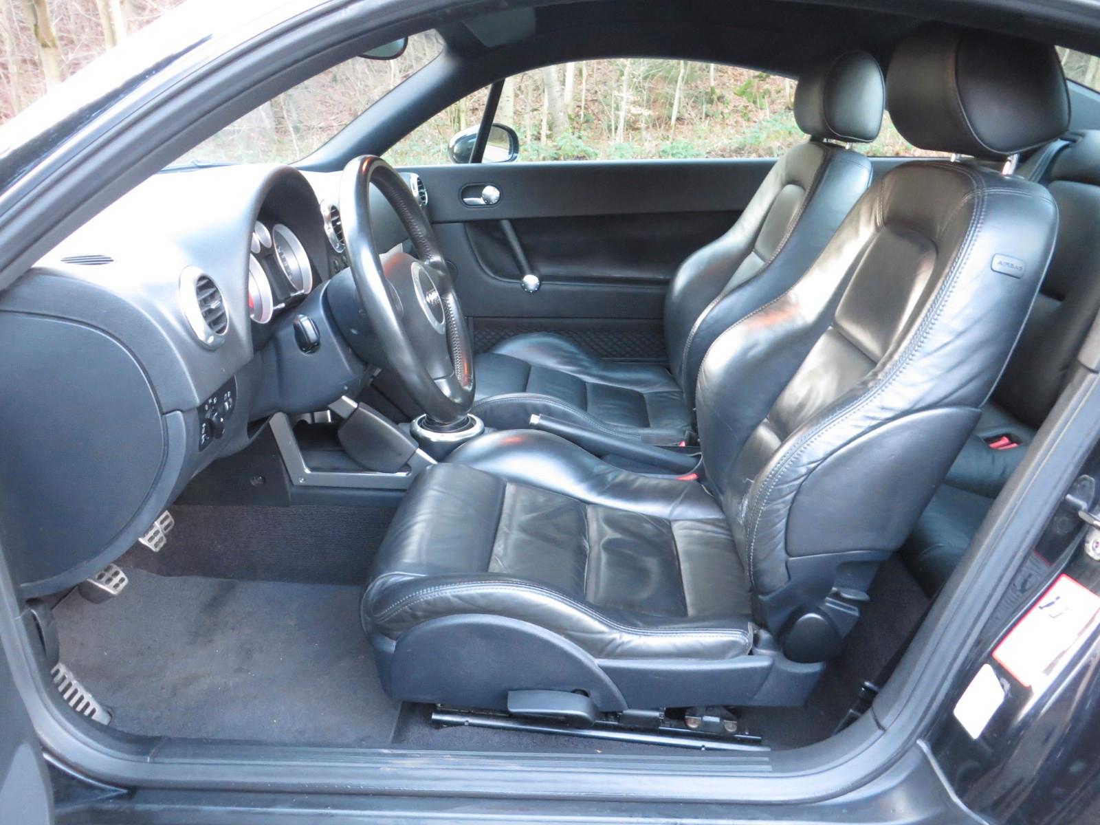 Audi TT Coupe/Roadster 1.8 T Coupe