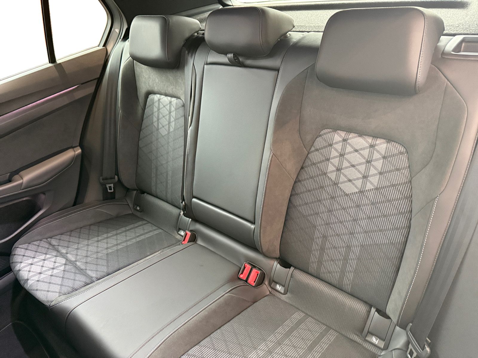 Volkswagen Golf - Bild 11