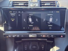 Fahrzeugabbildung DS Automobiles DS 7 BlueHDI 130 Aut. OPERA LEDER Panoramadach