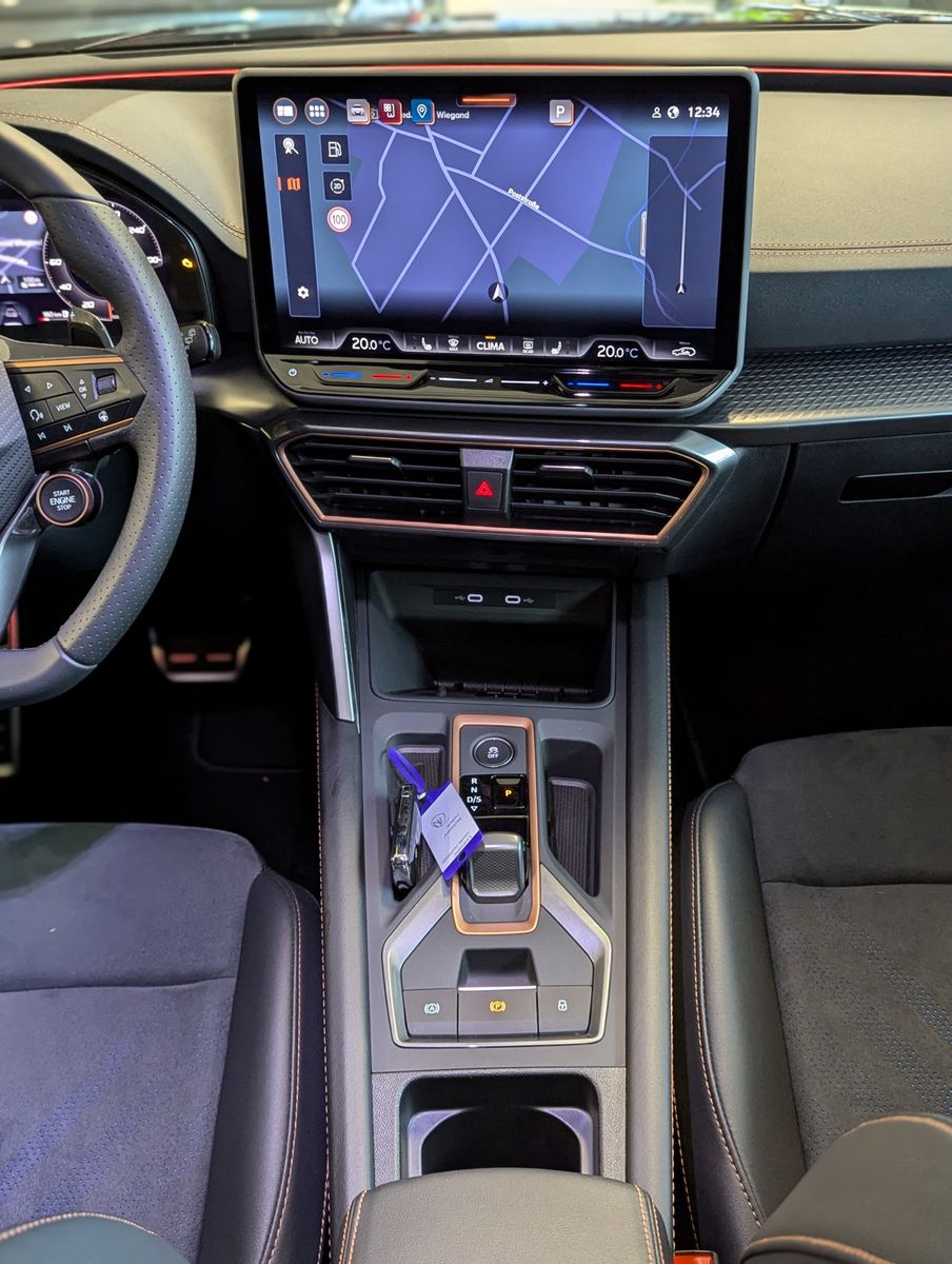 CUPRA Leon 1.5 eTSI Sennh Matrix Pano Edge/Dynamic AHK - Image 21
