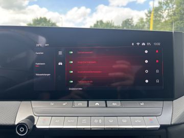 Bild 20 Opel Astra GS AT8/NAVI/SHZ+LHZ/PDC vo+hi+360Cam