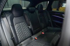 AUDI RS6 Avant*HU*PANO*MATRIX*AHK*SH*KERAMIK*360*B&O*