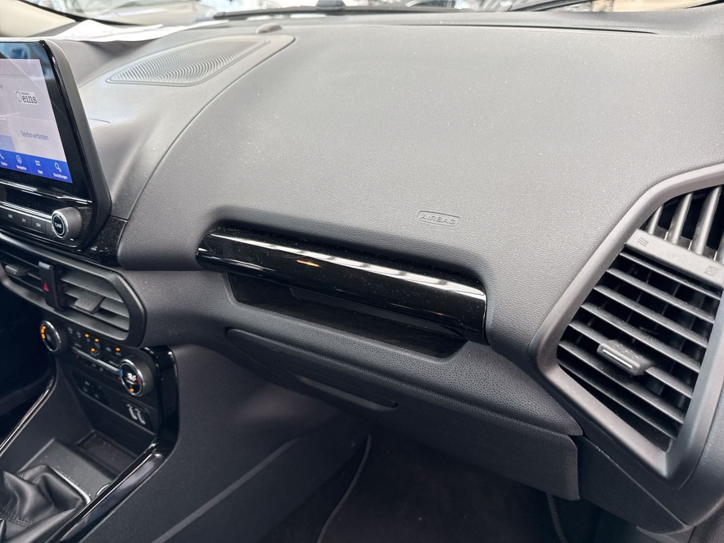 Fahrzeugabbildung Ford EcoSport Titanium X Kamera Ganzjahresreifen Wint