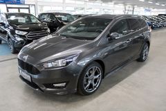 Fahrzeugabbildung Ford Focus 1,5 EcoBoost ST-Line NAVI PDC WinterPaket